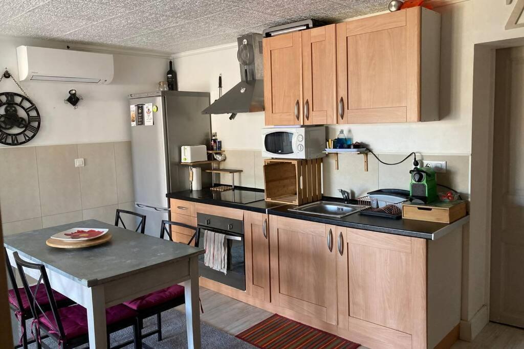 Appartement Avec Jardin Terrasse 포르티씨오 외부 사진