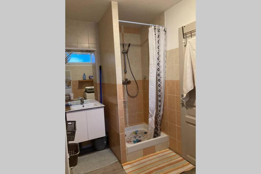 Appartement Avec Jardin Terrasse 포르티씨오 외부 사진